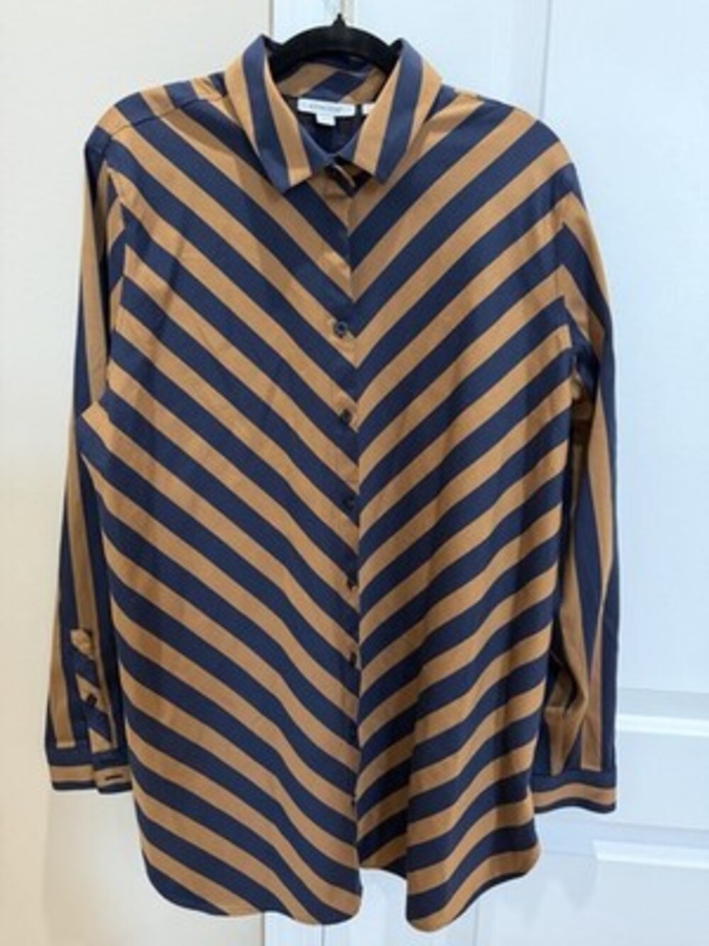 Chico's Women's Button-Down Shirt In Black and Camel Diagonal Stripe Size 2 EUC
